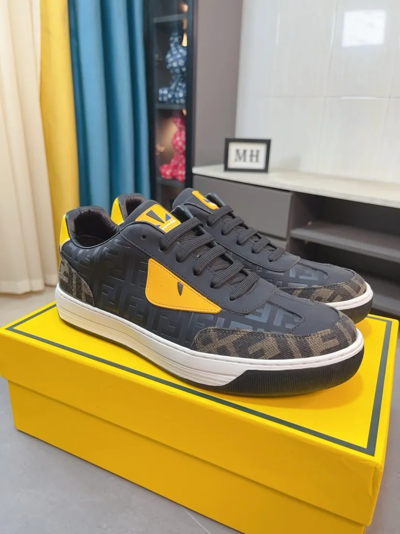Men's Men's Shoes💰420🌹🌹[fendi] Fendi's classic and comfortable men's, this complex sneaker is made of soft calfskin➕genuine leather lining➕original ultra-light rubber material with rough outsole. This unique and light style is suitable for the casual and refined sensibility of this season. It is comfortable and natural on the feet. It is an everyday style for casual travel in autumn and winter! 38/44